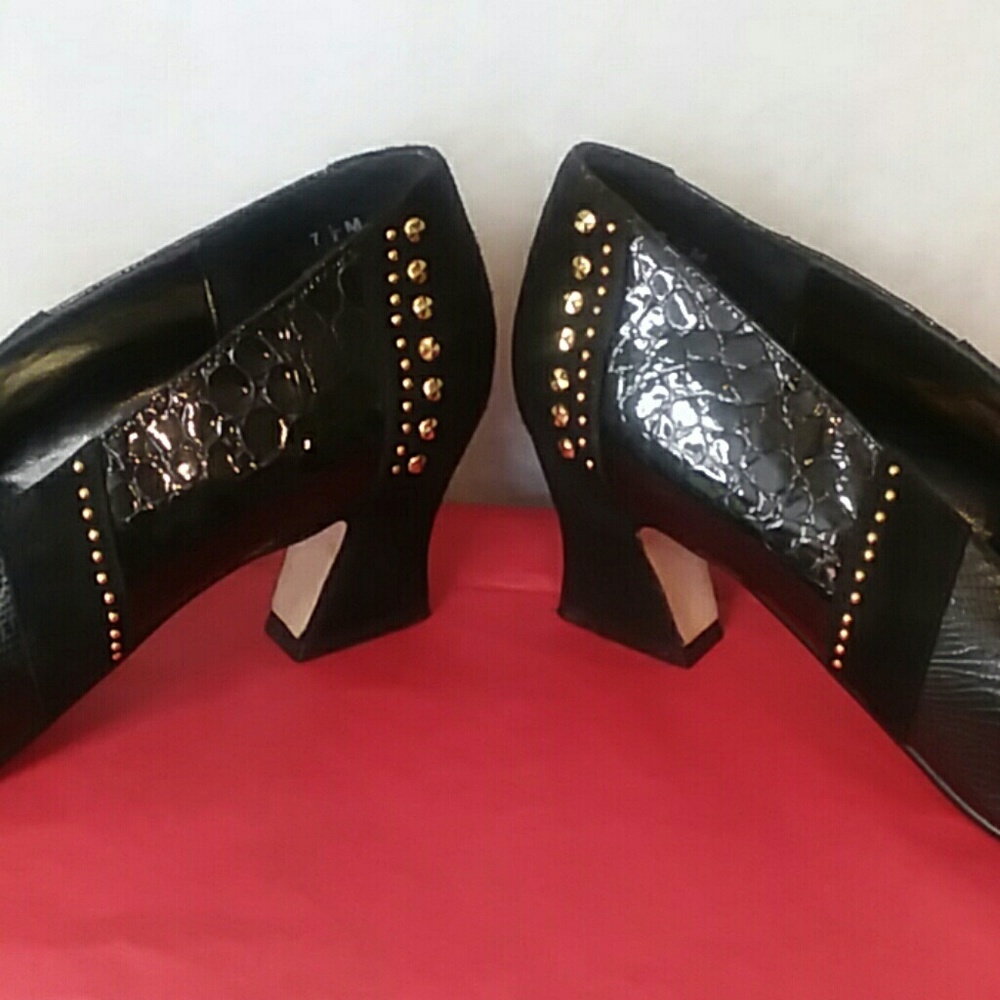 🎀🆓Cute Shoes🆓 🎀 - Picture 6 of 7